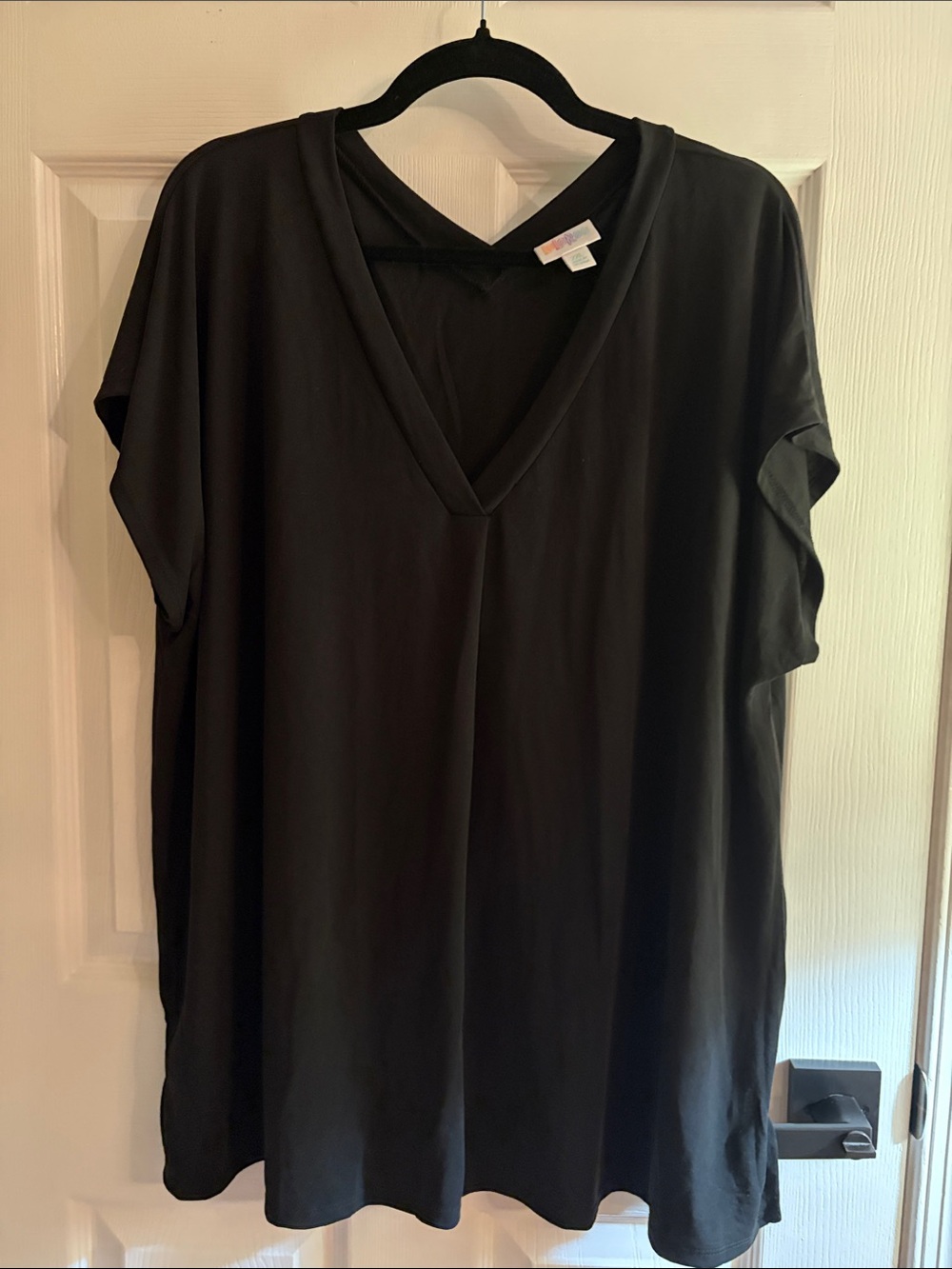 LuLaRoe Black V-Neck Tunic Top